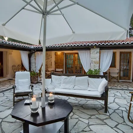 Ruffio,gaios Villa Makratika